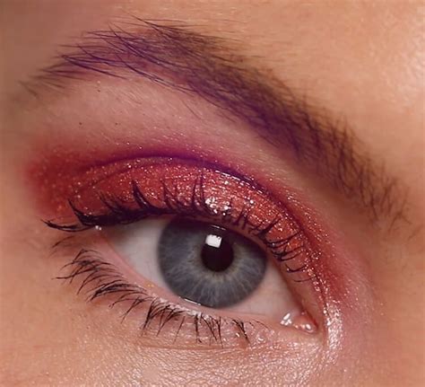 Four Colourful Eye Looks To Try The Mecca Memo Natural Eye Makeup