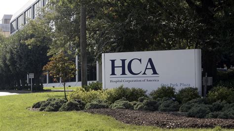 Hca Profit Rises 42 On Admissions Growth Wsj