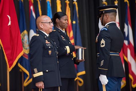 Deputy Commanding General Us Army Human Resources Command Retires