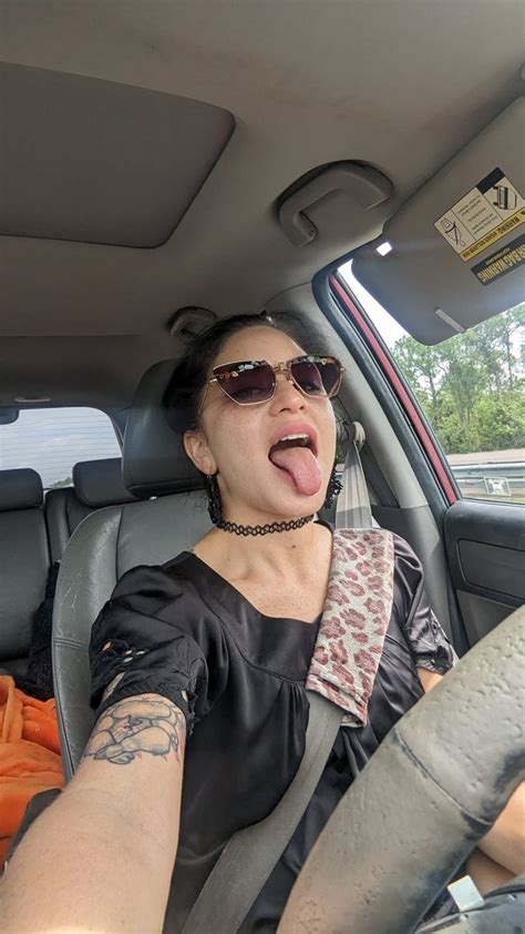 alyssa hart on twitter rt sushiixhyvette heading to miami to give and receive wedgies 🤘😈