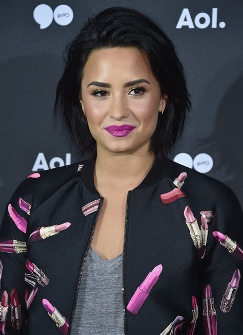 2016 Demi Lovatos Eyebrows Popsugar Latina Photo 5