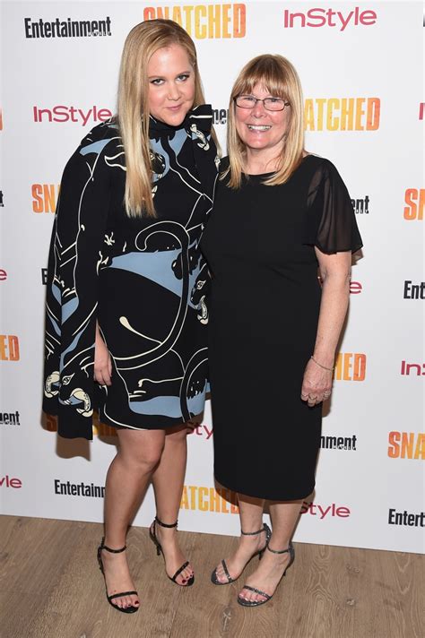 Amy Schumer Says It Took Her 10 Years To Forgive Her Mom