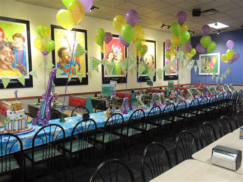 Chuck E Cheese Table Birthday Party Pinterest Cheese Table