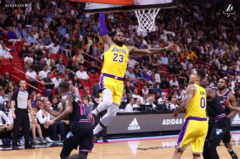 Lebron Nets 51 As Lakers Blast Heat