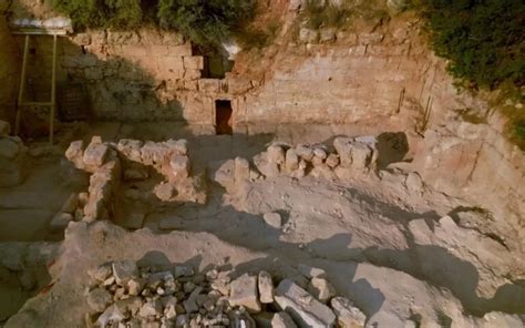 Historia Y Arqueología La Cueva Funeraria De Salomé La Partera De