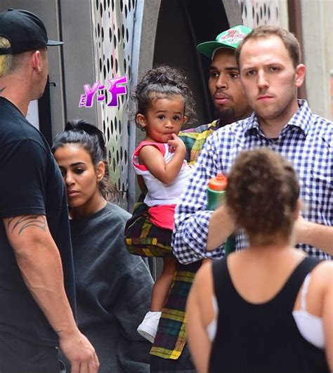 Chris Brown And New Mystery Chick Chill With Royalty His New Head