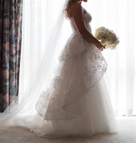 Monique Lhuillier Azure Gown Preowned Wedding Dress Save 79 Stillwhite
