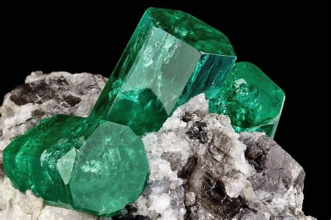 20 Exquisite Green Gems Crystals Minerals And Rocks