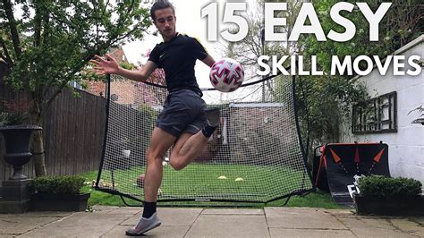 Learn 15 Easy Football Skillstricks Simple Football Freestyle