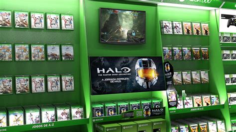 Halo Master Chief Collection Release Retail Displays On