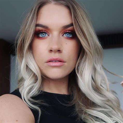 Samantha Ravndahl On Instagram Samantha Ravndahl Beauty Make Up Vlogging Makeup Looks Eye