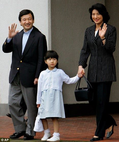 Japans Princess Aiko 8 Misses School After Being Bullied By Violent