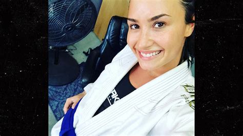 Demi Lovato Gets Badass New Belt In Brazilian Jiu Jitsu