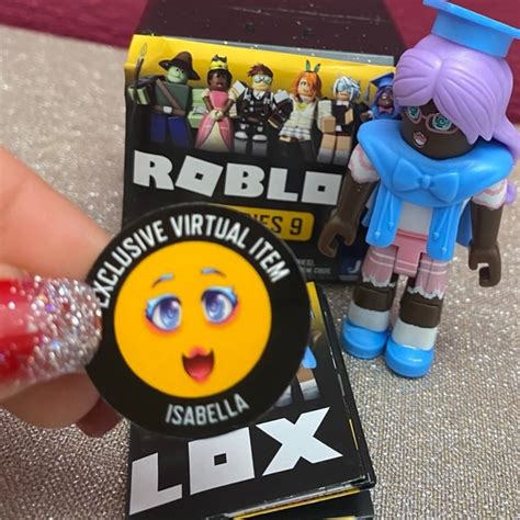 Roblox Toys Roblox Celebrity Series 9 Star Sorority Isabella