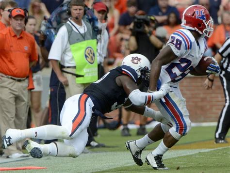 Film Study Auburn Defense Sees Several Tigers Earn More Playing Time
