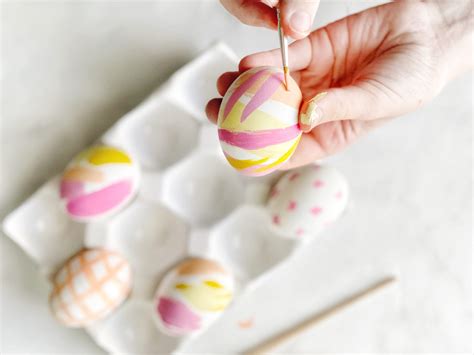 Easy Painted Easter Eggs