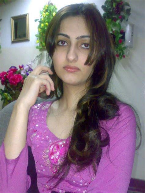 Beautiful Desi Lahore Girl