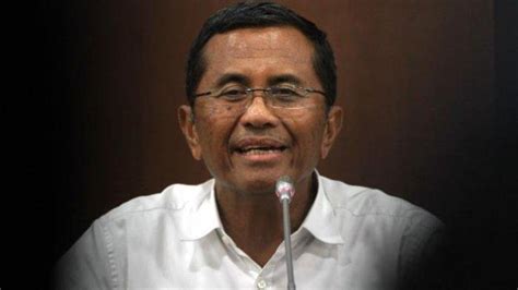 Pembantu rumah biasanya memberontak kerana mereka dipaksa bekerja melebihi daripada waktu yang sepatutnya selain tidak diberikan cuti yang sepatutnya. Dahlan Iskan Pamerkan Pembantu Barunya yang Putih di Rumah ...