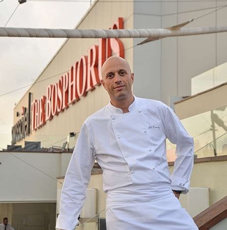 Senelerdir icinde oldugum bir mukemmelik arayasi en guzelini ve en iyisini yapabilme hep bunu takip ediyorum aklimin icinde ki beyin firtinalari ve ic gudulerim bana yardimci oluyor. Gaziantep Uluslararası Gastronomi Festivali