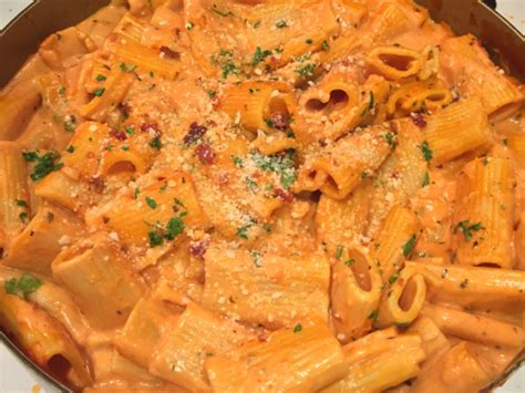 Our vast and varied collection of ground beef recipes show how chopped meat is as versatile as it is ubiquitous, just as perfect for hamburgers meatloaf as it is for mapo tofu. Rigatoni Ala Vodka Recipe - Genius Kitchen