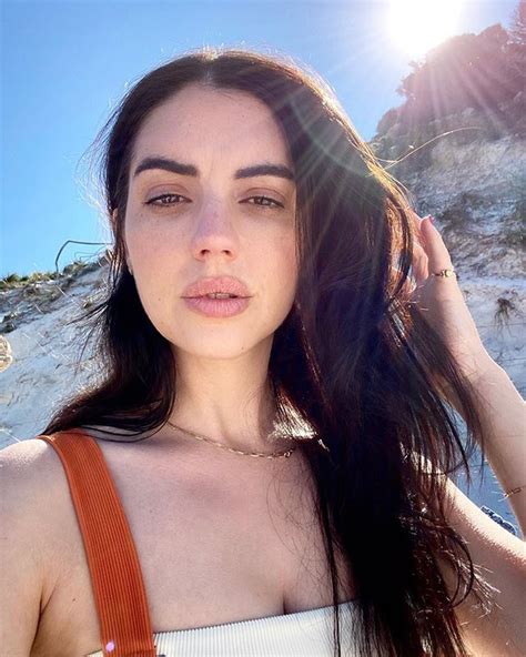 Adelaide Kane No Instagram I Keep Doing This Post Wrong Whatever Idc