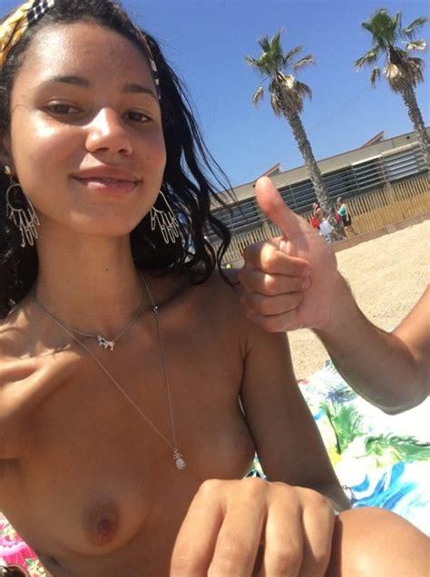 Vick Hope Topless At The Beach Usernameexists
