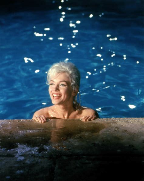 Marilyn Monroe Unseen Nude Swim Shoot Rare X Photos Sgtg On Ebid