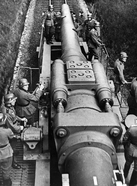 Railway Gun Prepares For The Invasion Of Poland 1200 ×
