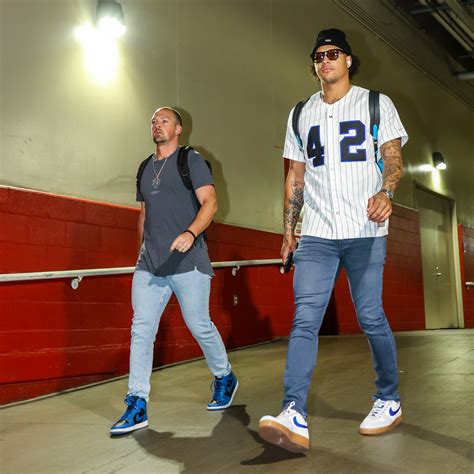 Philadelphia Phillies on Twitter: "For No. 4️⃣2️⃣ #Jackie42 https://t