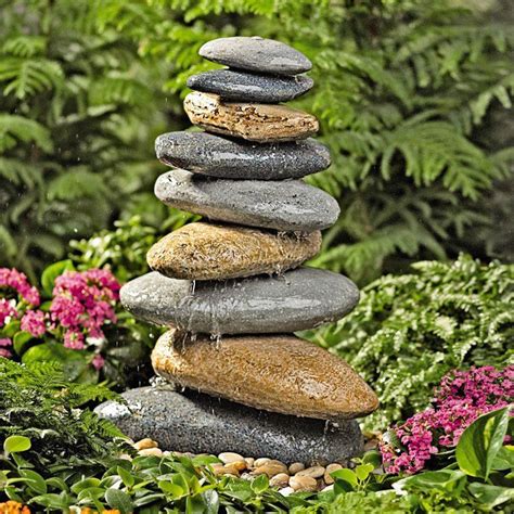 Maybe you would like to learn more about one of these? Stein Gartenbrunnen: 17 Ideen für echten Gartenhingucker ...
