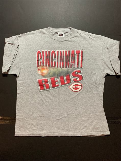 Vintage Mlb Cincinnati Reds Tshirt Vintage Unisex Tshirt Etsy