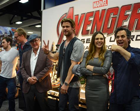 cast of marvel s avengers age of ultron appears at comic con