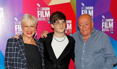 Matty healy's fans have been rallying around the 1975 frontman following a tough few days. Tim Healy wife: Why did Tim Healy and Denise Welch split ...