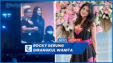 Viral Rocky Gerung Kepergok Dirangkul Wanita Cantik Di Konser Dewa