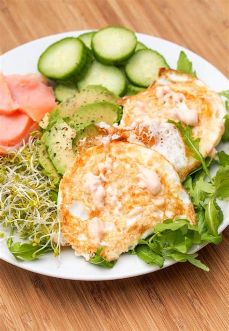 Cheap and easy brunch ideas. Over Easy Eggs with Smoked Salmon, and Veggies {Gluten ...