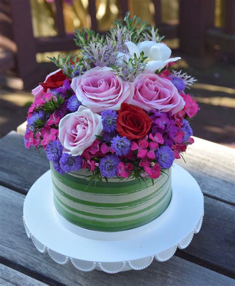 Floral Cake Made With Fresh Flowers Floral Studio Flower Cake