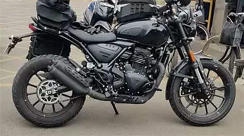 New Bajaj Triumph 350cc Motorcycle Spotted In India For The First Time