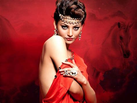 Urvashi Rautela Hot And Sexy Hd Wallpapers