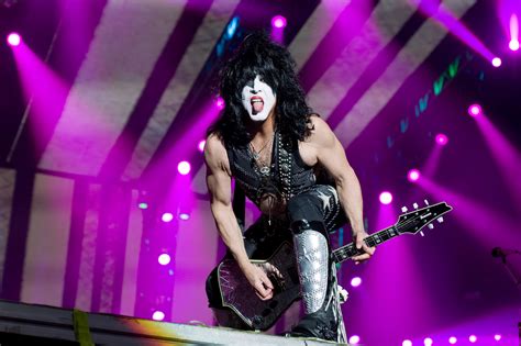 Paul Stanley Why Kiss Is Planning End Of The Road Tour Rolling Stone