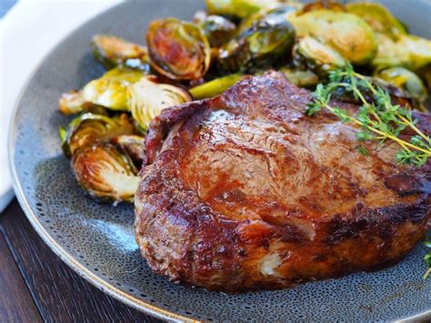 Cook for 5 to 7 minutes basting the steaks with butter every couple of minutes. Thyme Butter Basted Rib Eye Keto Recipe | Recipes, Carb ...