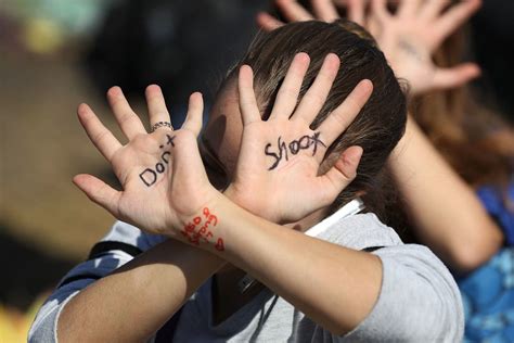 National School Walkout La Students Say Enough To Gun Violence