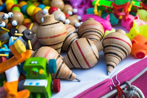 Estos juegos tradicionales mexicanos son ideales para divertirse en familia durante esta cuarentena. ¡Nostalgia! Los 10 juguetes que todos tuvimos de niños