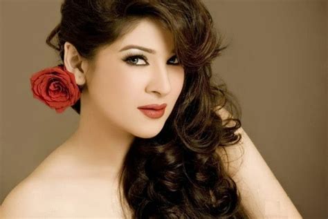 Top 10 Hottest Pakistani Actresses