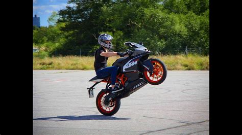 Motorcycle specialist explains how to safely wheelie a harley davidson sportster 1200 cruiser, in this tutorial video! How To Wheelie A Motorcycle | KTM RC 125 | works for any ...