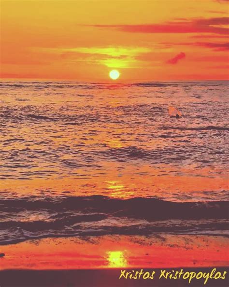 An Idyllic Sunset 🌇 On The Beach 🌊 👌 ☺ 💖 Sunset Sunset Love Beach Sunset