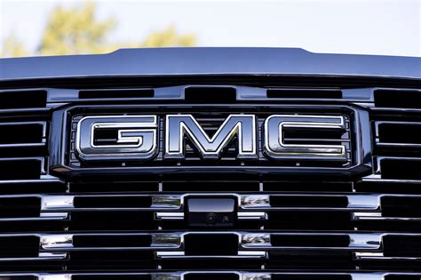 2024 Gmc Sierra Hd Debuts With New Luxurious Denali Ultimate Trim Carbuzz
