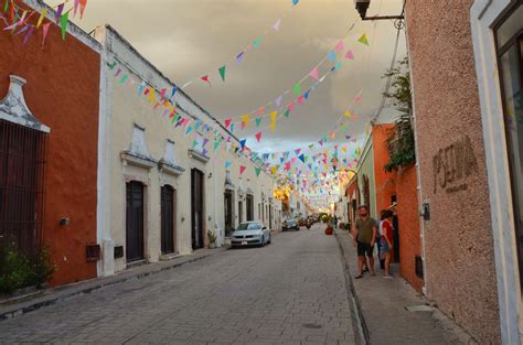 A Walk Through Mérida The White City