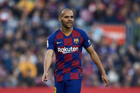 He spent much of his early career dealing with the conflicts in the former yugoslavia, first in the fco during the war in bosnia, with the un at the. Braithwaite se pone chulo con Dembelé, Semedo y Jordi Alba