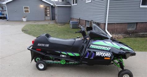 Bombardier recreational products (brp), arctic cat, yamaha and polaris; CLASSIC SNOWMOBILES OF THE PAST: 1994 ARCTIC CAT THUNDER ...