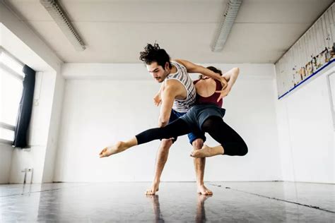 Dinámicas De Movimiento Rutinas De Baile Danza Contemporanea Danza